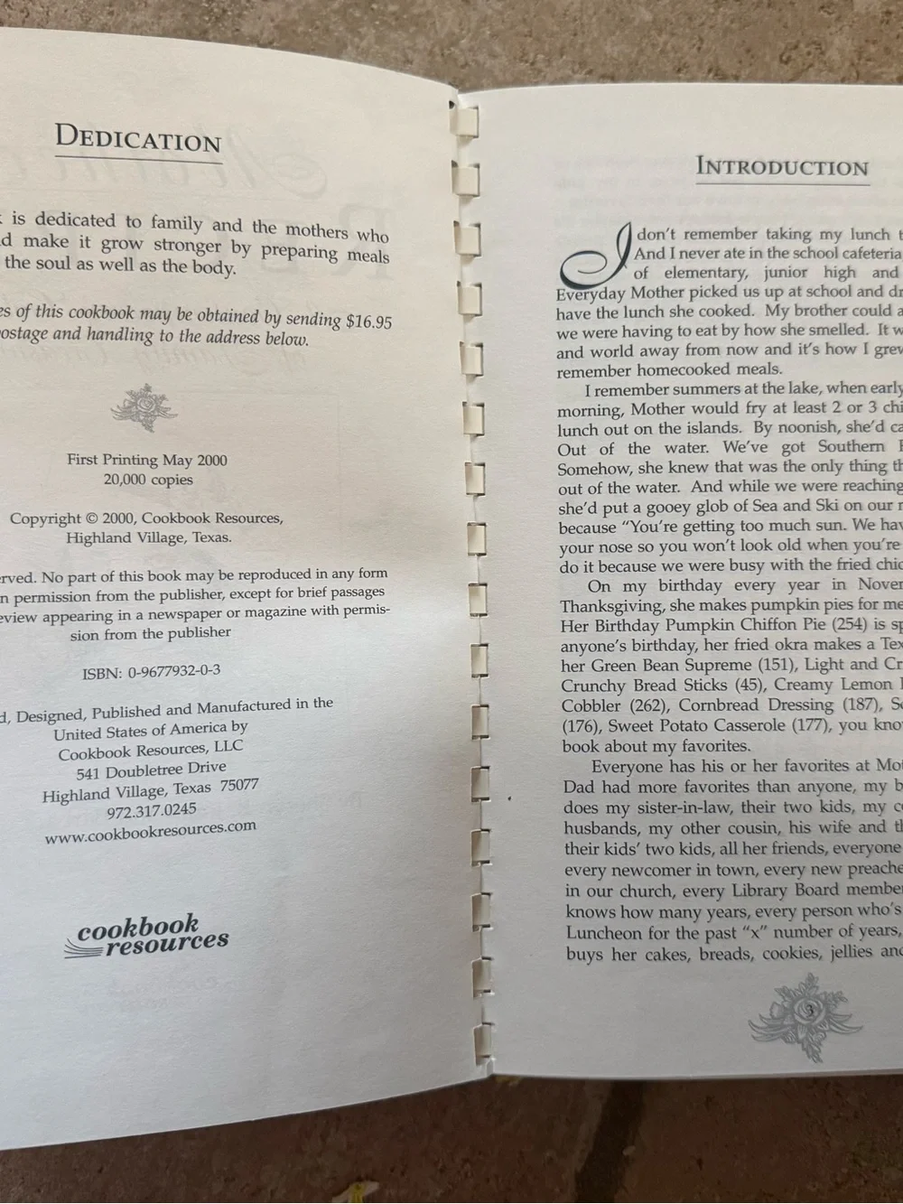 Mother's Recipes: A Contemporary Collection of Family Treasures